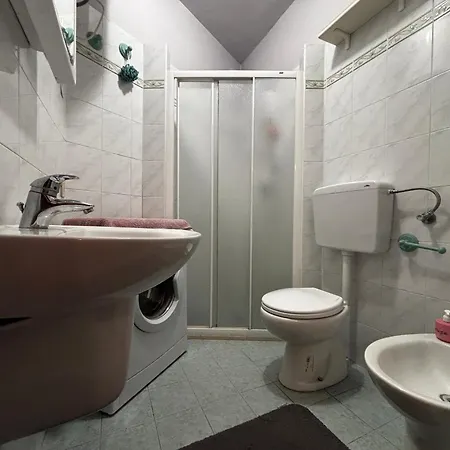 Intercontinental - Monolocali Apartment *