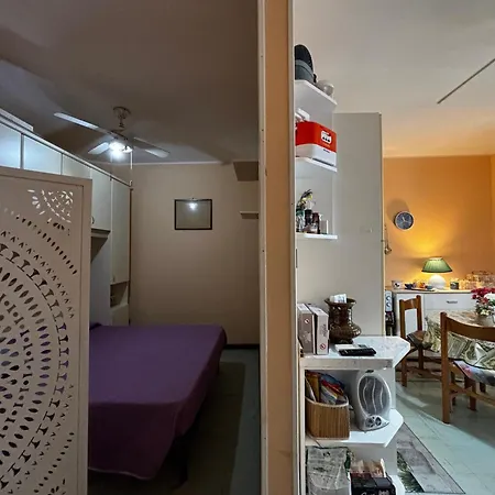 Intercontinental - Monolocali Apartment